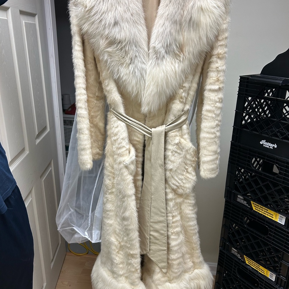 Cream Teddy Jacket with Plush Fur Collar and Full Length Design
